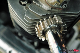 Motorcycle-Mojo_07_Commando